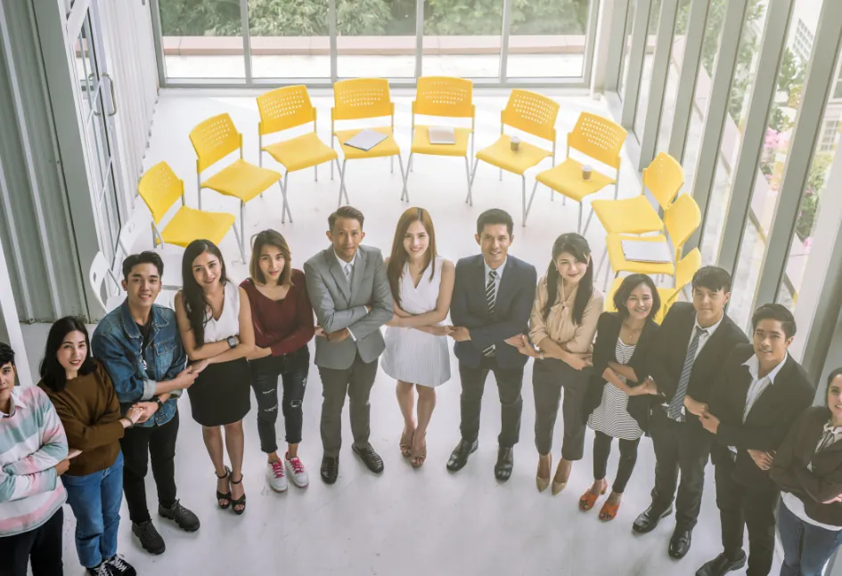 Biểu tượng cá cược có trách nhiệm tại Sanvip, hình ảnh bàn tay giữ đồng xu và lá chắn bảo vệ.